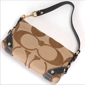 NWT COACH SIGNATURE SMALL HANDBAG